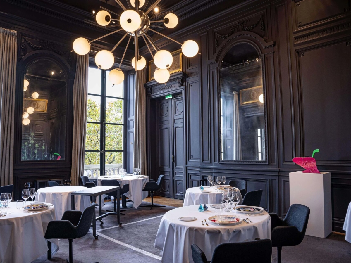 1763139961salon-belles-bachantes-compressed